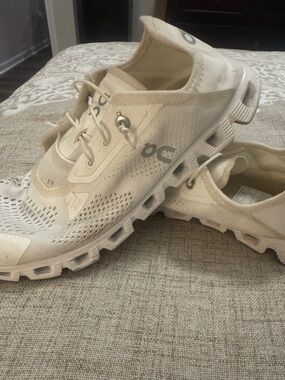 On Cloud Women's Athletic Shoes in Cream